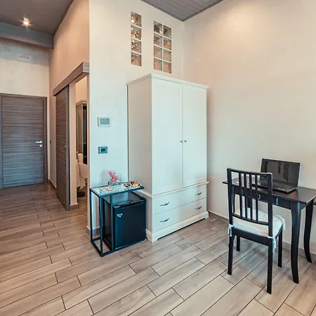 Marranzano 4* جيارديني ناكسوس